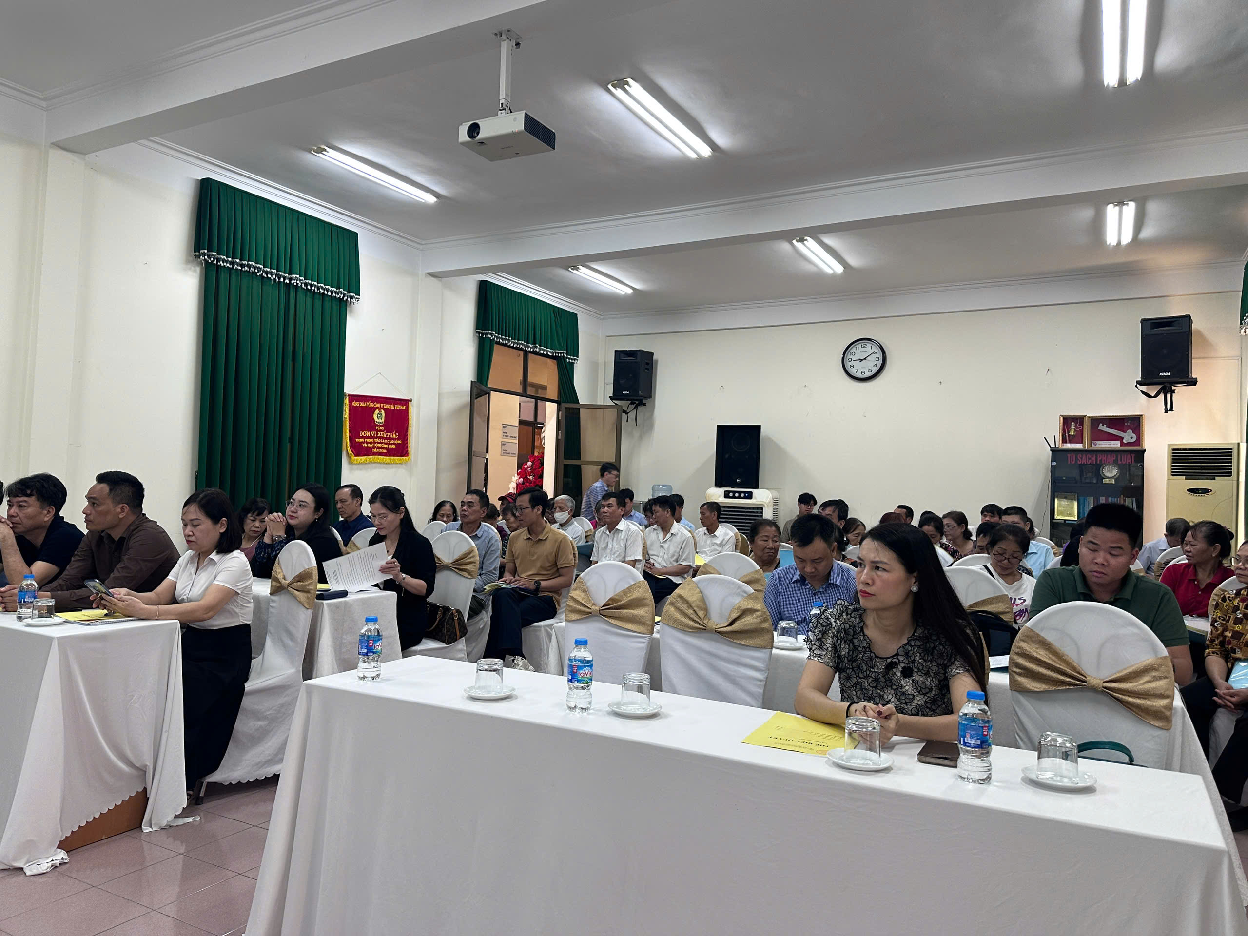Chương trình đại hội